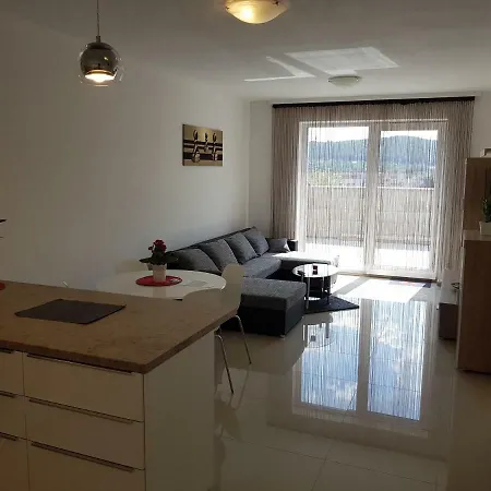 Exclusive 2 With Big Terrace *